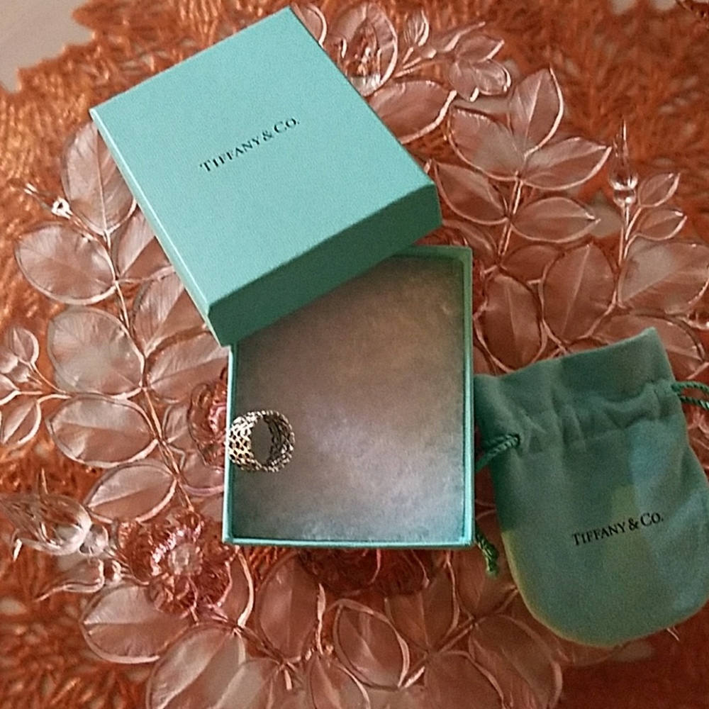 Tiffany & Co paloma picasso ring- size 6.5